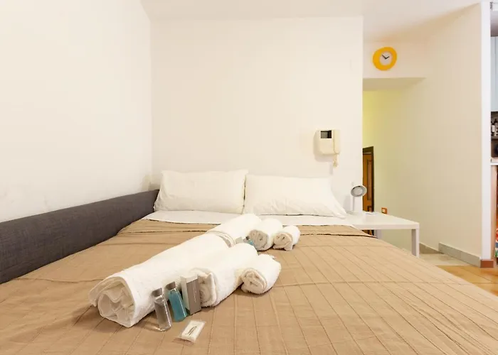 Guesthost - Functional アパート